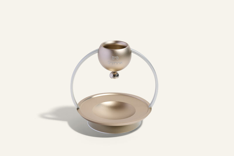 מים אחרונים מודרניים בסגנון Sleek
