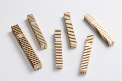 בית מזוזה ריבוע מחורץ בסגנון Grooved (SET)