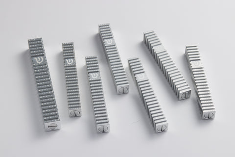 בית מזוזה ריבוע מחורץ בסגנון Grooved (SET)