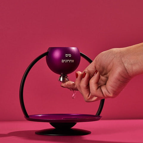 מים אחרונים מודרניים בסגנון Sleek